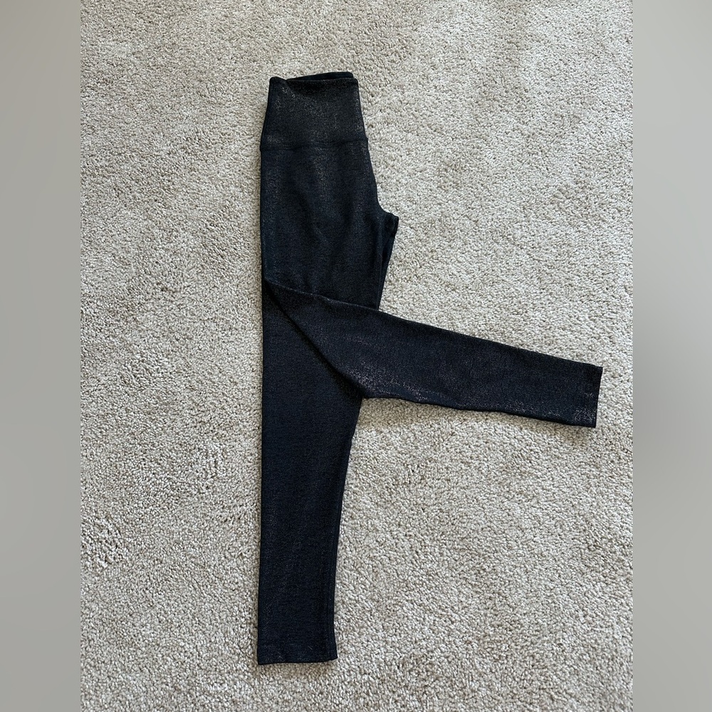 Beyond Yoga black with gold leggings